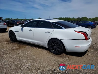 Drugie zdjęcie samochodu z przodu: 2011 JAGUAR XJ VIN:SAJWA1CB1BLV14386 - miniatura