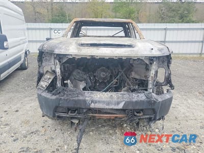Piąte zdjęcie samochodu w środku: 2022 CHEVROLET SILVERADO K2500 HEAVY DUTY VIN:1GB2YLE73NF245439 - miniatura