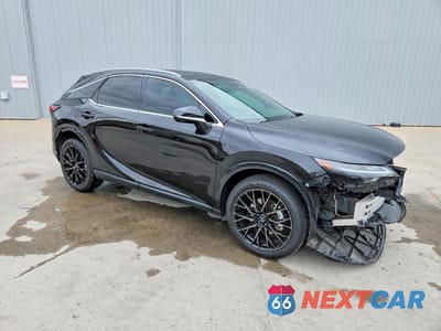 Czwarte zdjęcie samochodu z boku: 2025 LEXUS RX 350H PREMIUM VIN:2T2BBMCA5SC070824 - miniatura