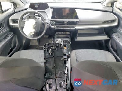 Zdjęcie 8 z 14 samochodu: 2024 TOYOTA PRIUS LE VIN:JTDACAAU0R3025849 - miniatura