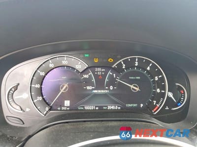 Zdjęcie 9 z 13 samochodu: 2019 BMW M550XI VIN:WBAJB9C54KB464312 - miniatura