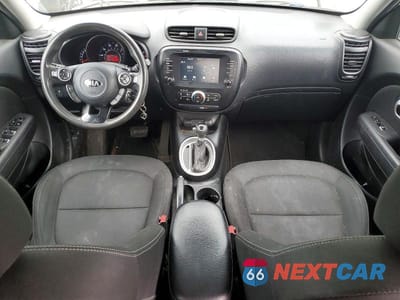 Zdjęcie 8 z 12 samochodu: 2018 KIA SOUL + VIN:KNDJP3A55J7612652 - miniatura