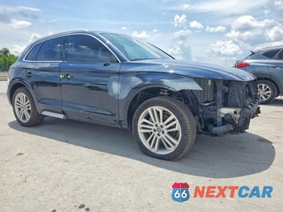 Czwarte zdjęcie samochodu z boku: 2018 AUDI Q5 VIN:WA1BNAFY7J2136607 - miniatura