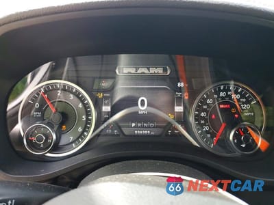 Zdjęcie 9 z 12 samochodu: 2022 RAM 1500 LARAMIE VIN:1C6SRFJT5NN267355 - miniatura