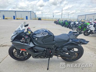 Trzecie zdjęcie samochodu z tyłu: 2016 SUZUKI GSX-R750 VIN:JS1GR7MA6G2100080 - miniatura
