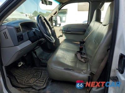 Zdjęcie 7 z 13 samochodu: 2001 FORD F350 SRW SUPER DUTY VIN:3FTSX31F21MA74706 - miniatura