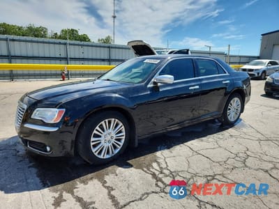 2013 CHRYSLER 300C LUXURY 2C3CCAST3DH519549 - główne zdjęcie licytacji z USA - miniatura