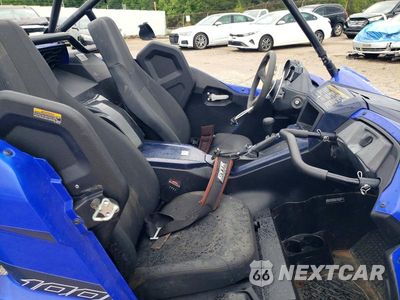 Piąte zdjęcie samochodu w środku: 2022 YAMAHA YXZ1000R UTILITY VEHICLE VIN:5Y4AN33Y0NA101606 - miniatura
