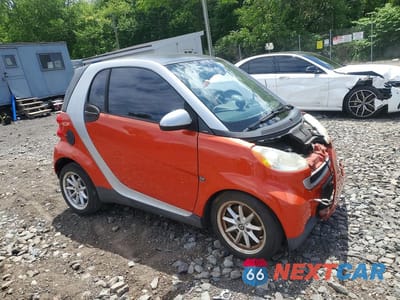 Czwarte zdjęcie samochodu z boku: 2008 SMART FORTWO VIN:WMEEJ31XX8K161697 - miniatura
