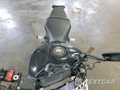Piąte zdjęcie samochodu w środku: 2016 YAMAHA FZ09 C VIN:JYARN33E5GA009696 - miniatura