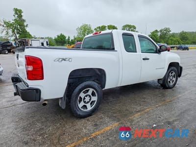 Trzecie zdjęcie samochodu z tyłu: 2009 CHEVROLET SILVERADO K1500 VIN:1GCEK19069Z205601 - miniatura