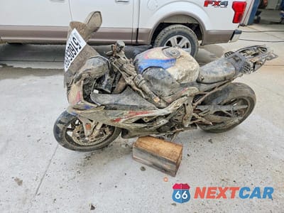 Trzecie zdjęcie samochodu z tyłu: 2022 BMW S 1000 RR VIN:WB10E2305N6F96526 - miniatura