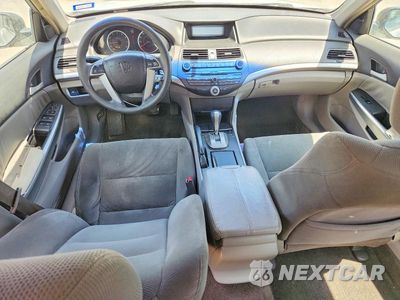 Zdjęcie 8 z 12 samochodu: 2009 HONDA ACCORD EX VIN:1HGCP26749A139288 - miniatura