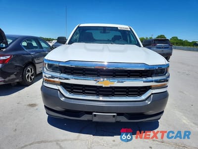 Piąte zdjęcie samochodu w środku: 2019 CHEVROLET SILVERADO LD C1500 VIN:2GCRCNEC4K1203446 - miniatura