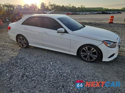 Czwarte zdjęcie samochodu z boku: 2014 MERCEDES-BENZ E 350 VIN:WDDHF5KB9EB025042 - miniatura