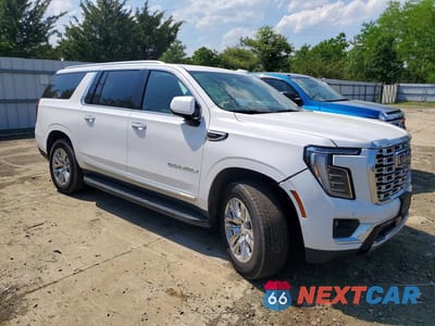 Czwarte zdjęcie samochodu z boku: 2025 GMC YUKON XL DENALI VIN:1GKS2JRL3SR329994 - miniatura