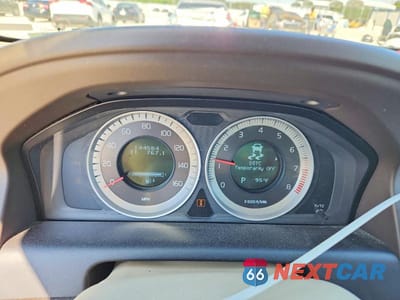 Zdjęcie 9 z 12 samochodu: 2013 VOLVO XC60 3.2 VIN:YV4952DL7D2441477 - miniatura