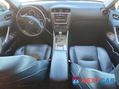 Zdjęcie 8 z 12 samochodu: 2010 LEXUS IS 250 VIN:JTHBF5C22A5113999 - miniatura