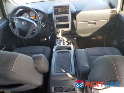 Zdjęcie 8 z 12 samochodu: 2014 NISSAN TITAN PRO-4X VIN:1N6BA0EC7EN511205 - miniatura