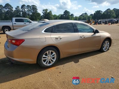 Trzecie zdjęcie samochodu z tyłu: 2018 CHEVROLET MALIBU LT VIN:1G1ZD5ST9JF224620 - miniatura