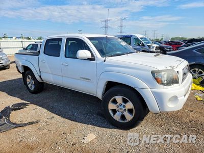 Czwarte zdjęcie samochodu z boku: 2009 TOYOTA TACOMA DOUBLE CAB VIN:3TMLU42N29M029463 - miniatura