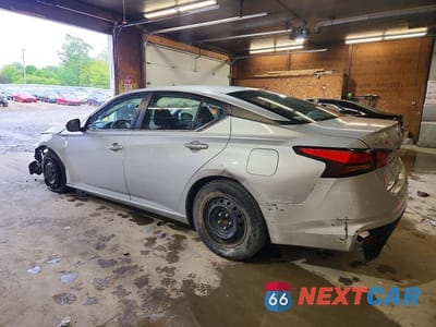 Drugie zdjęcie samochodu z przodu: 2021 NISSAN ALTIMA S VIN:1N4BL4BV4MN378207 - miniatura