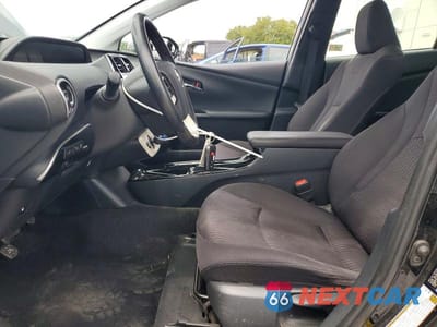 Zdjęcie 7 z 12 samochodu: 2018 TOYOTA PRIUS THREE VIN:JTDKARFU9J3554724 - miniatura