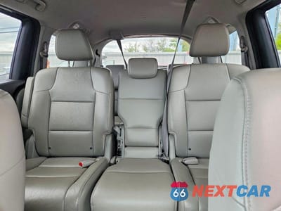 Zdjęcie 10 z 14 samochodu: 2017 HONDA ODYSSEY EXL VIN:5FNRL5H62HB014676 - miniatura