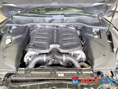 Zdjęcie 12 z 14 samochodu: 2018 PORSCHE CAYENNE GTS VIN:WP1AD2A27JLA80755 - miniatura