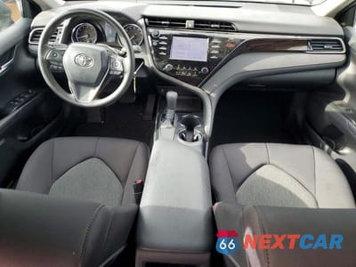 Zdjęcie 8 z 12 samochodu: 2019 TOYOTA CAMRY LE VIN:4T1B11HK1KU815011 - miniatura