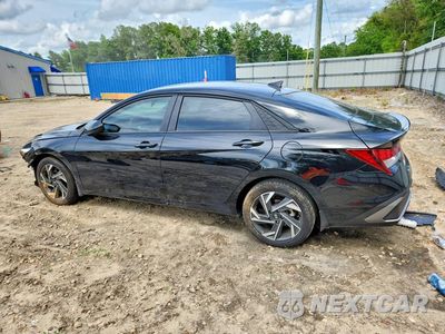 Drugie zdjęcie samochodu z przodu: 2025 HYUNDAI ELANTRA SEL SPORT VIN:KMHLM4DG9SU045722 - miniatura