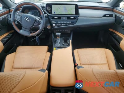 Zdjęcie 8 z 12 samochodu: 2025 LEXUS ES 300H LUXURY VIN:58AEA1C10SU058123 - miniatura