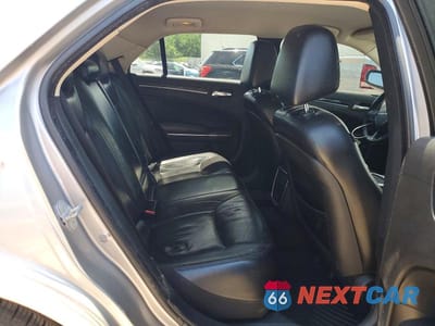 Zdjęcie 10 z 12 samochodu: 2015 CHRYSLER 300 LIMITED VIN:2C3CCAAG8FH841935 - miniatura