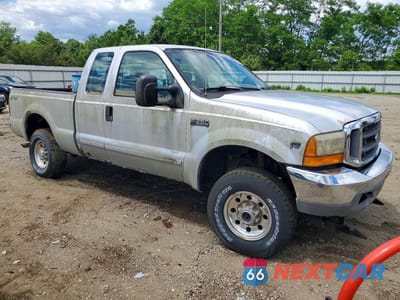 Czwarte zdjęcie samochodu z boku: 2001 FORD F250 SUPER DUTY VIN:1FTNX21L21EC80434 - miniatura