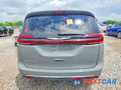 Zdjęcie 6 z 13 samochodu: 2022 CHRYSLER PACIFICA TOURING L VIN:2C4RC1BG6NR142400 - miniatura
