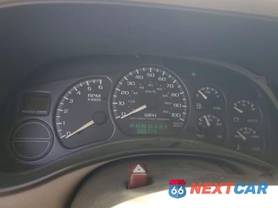 Zdjęcie 9 z 12 samochodu: 2002 CHEVROLET TAHOE K1500 VIN:1GNEK13Z92R139260 - miniatura
