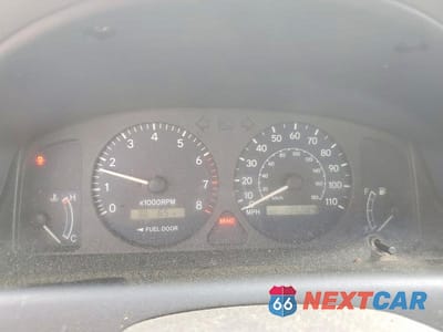 Zdjęcie 9 z 12 samochodu: 2002 TOYOTA COROLLA LE VIN:2T1BR18E82C574147 - miniatura