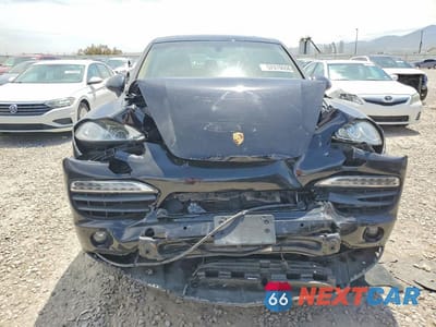 Piąte zdjęcie samochodu w środku: 2012 PORSCHE CAYENNE S HYBRID VIN:WP1AE2A25CLA90118 - miniatura