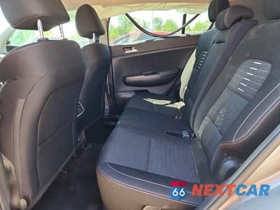 Zdjęcie 11 z 13 samochodu: 2018 KIA SPORTAGE LX VIN:KNDPM3AC5J7482115 - miniatura