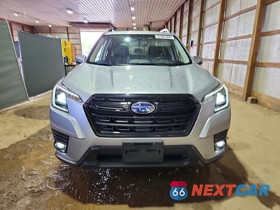 Piąte zdjęcie samochodu w środku: 2024 SUBARU FORESTER LIMITED VIN:JF2SKALC8RH484854 - miniatura
