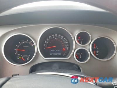 Zdjęcie 9 z 13 samochodu: 2014 TOYOTA SEQUOIA PLATINUM VIN:5TDDW5G16ES096331 - miniatura