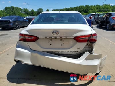 Zdjęcie 6 z 13 samochodu: 2019 TOYOTA CAMRY LE VIN:4T1B11HK5KU240203 - miniatura