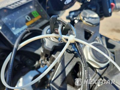 Zdjęcie 8 z 9 samochodu: 2026 HONDA CBR1000 RR VIN:JH2SC7715TK900609 - miniatura