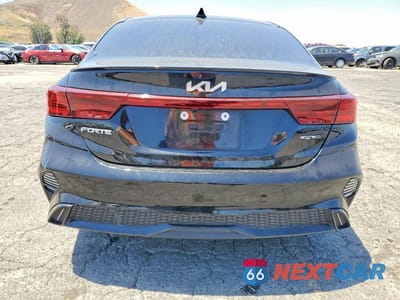 Zdjęcie 6 z 13 samochodu: 2024 KIA FORTE GT LINE VIN:3KPF54AD7RE786601 - miniatura