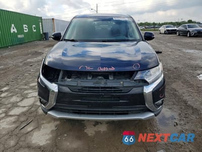 Piąte zdjęcie samochodu w środku: 2018 MITSUBISHI OUTLANDER SE VIN:JA4AZ3A39JJ005661 - miniatura