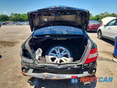 Zdjęcie 6 z 13 samochodu: 2008 MERCEDES-BENZ C 300 4MATIC VIN:WDDGF81X18F145991 - miniatura