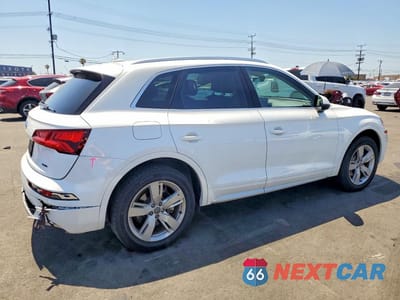 Trzecie zdjęcie samochodu z tyłu: 2019 AUDI Q5 PREMIUM PLUS VIN:WA1BNAFY7K2081898 - miniatura
