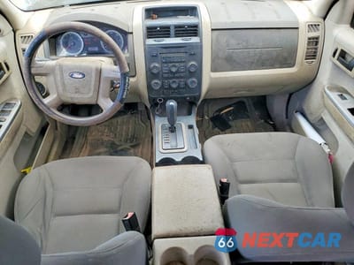 Zdjęcie 8 z 13 samochodu: 2008 FORD ESCAPE XLS VIN:1FMCU92Z58KB85451 - miniatura