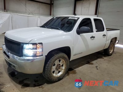 2013 CHEVROLET SILVERADO K1500 LT 3GCPKSE7XDG309597 - główne zdjęcie licytacji z USA - miniatura