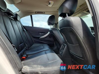Zdjęcie 10 z 12 samochodu: 2013 BMW 328 XI VIN:WBA3B3C56DF535169 - miniatura